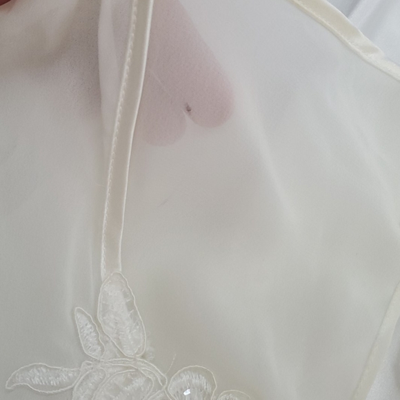 Vintage Dentella nightgown embroidered open back - Picture 13 of 13